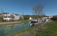 secteur urbain ; immeubles à logements (paysages du canal de Bourgogne)