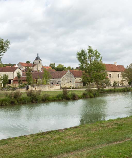 église paroissiale Saint-Pierre-Saint-Paul (paysages du canal de Bourgogne)
