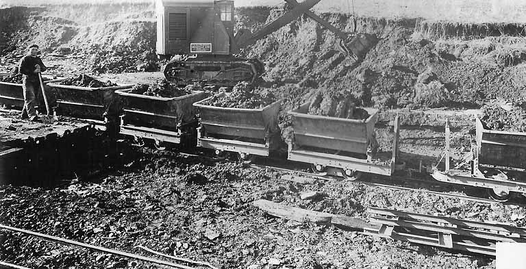 usine de fabrication et distillation des goudrons de la Société des Schistes et Pétroles de Franche-Comté