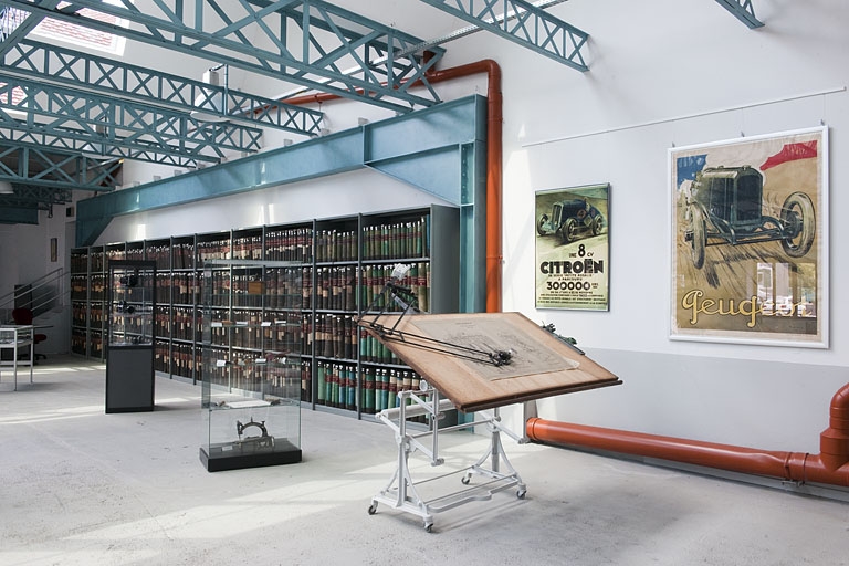 usine de transformation des métaux et de petite métallurgie Peugeot Frères Aînés dite usine de Terre-Blanche, puis usine de construction électrique et de construction automobile Peugeot et Cie