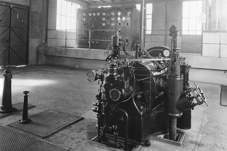 usine de fabrication et distillation des goudrons de la Société des Schistes et Pétroles de Franche-Comté