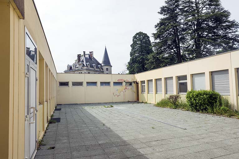 école nationale de perfectionnement, puis établissement régional d'enseignement adapté, actuellement lycée d'enseignement adapté, section d'enseignement général et professionnel adapté (segpa)