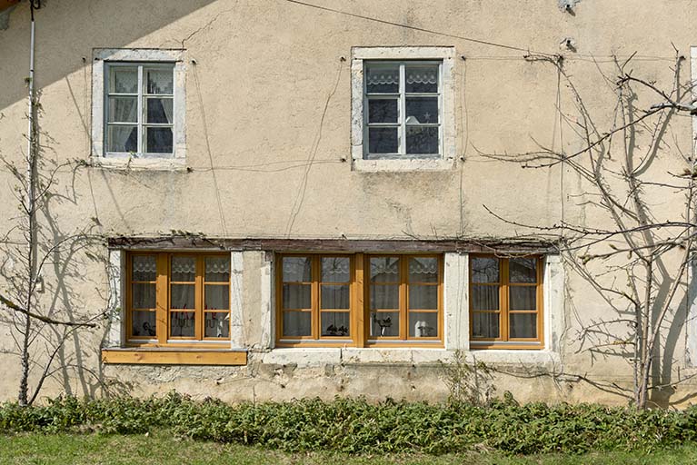 ferme et atelier de fournitures pour l'horlogerie de Charles Tournier