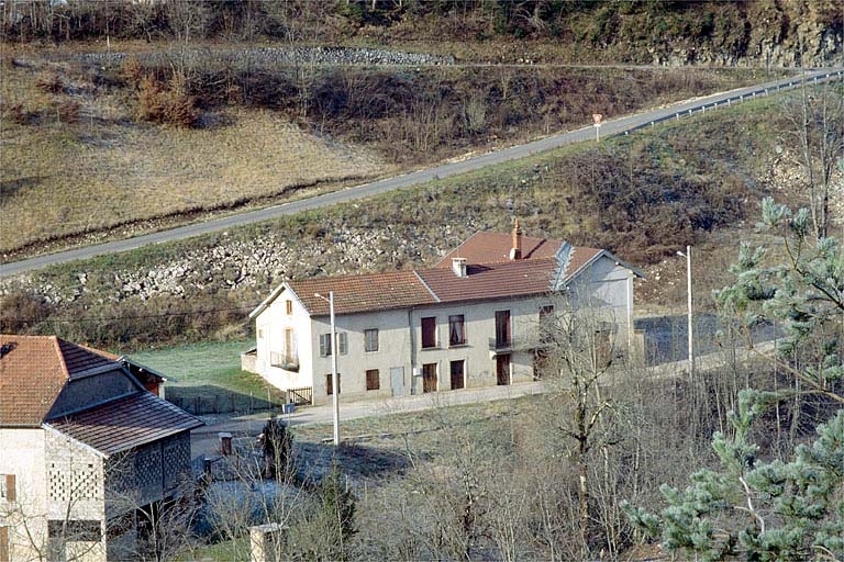 usine de taille de pierre pour la joaillerie et l'industrie des Ets Pierre Ciancia et Fils