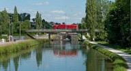 pont routier isolé (canal de Bourgogne)