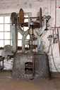 machine à estampiller (balancier à marquer)