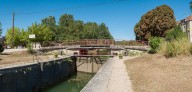 pont routier sur l'écluse 79 du versant Yonne (canal de Bourgogne)
