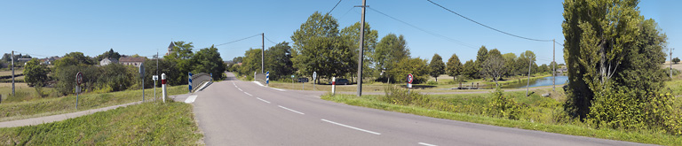 pont sur l'écluse 03 du versant Loire, dite de Bazolles 2 (canal du Nivernais)