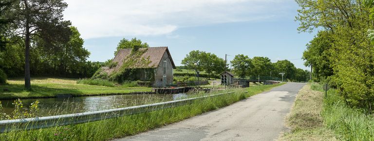 site de l'écluse 05 du versant Océan ; dite de Planche Calard (canal du Centre)