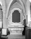 2 autels, 2 retables, 2 gradins d'autel (autels secondaires)