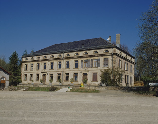 moulin à farine, usine de chaux (moulin à ciment) Lesmann, actuellement maison commune