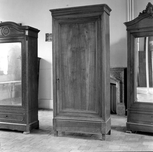 armoire à linge n° 25