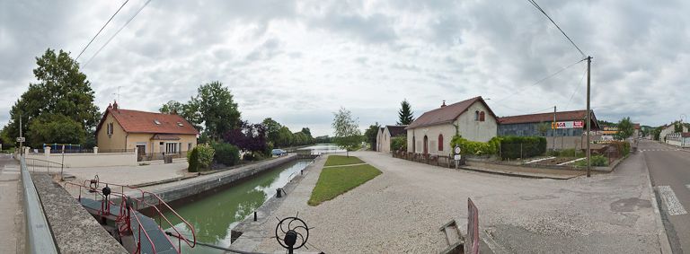 site de l'écluse 95 du versant Yonne, dite de Tonnerre 1ère (canal de Bourgogne)