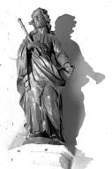 statue : apôtre (?)