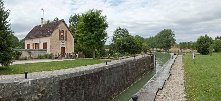 site de l'écluse 92 du versant Yonne, dite de Saint-Martin (canal de Bourgogne)