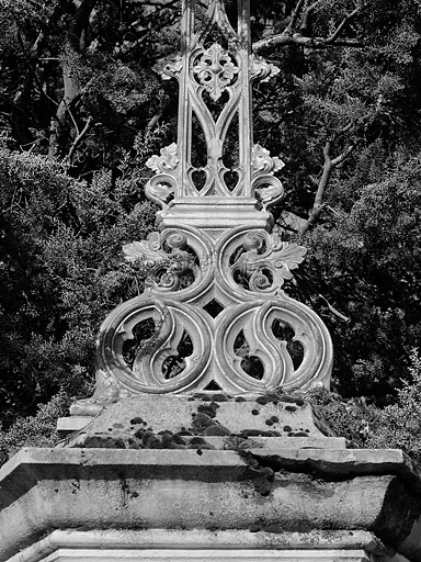 croix monumentale (croix de jubilé)