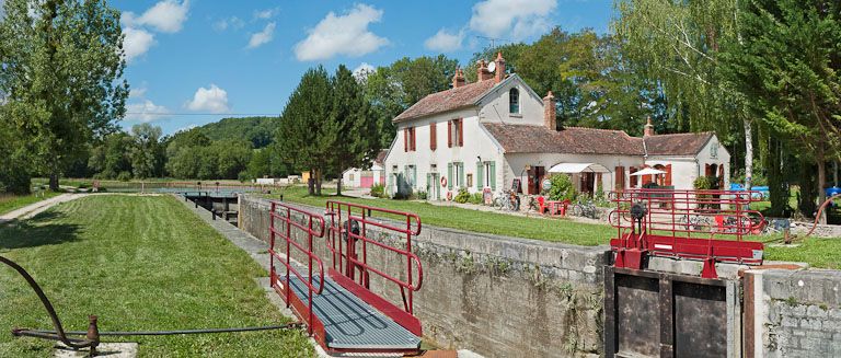 site de l'écluse 26 du versant Yonne, dite de Marigny 9ème (canal de Bourgogne)