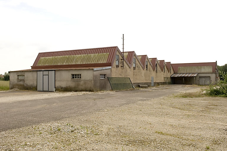 moulin à farine Deharbe, puis moulin à papier Hirsch, puis féculerie Brueder, puis usine de préparation de produits textiles (retorderie) Dorget