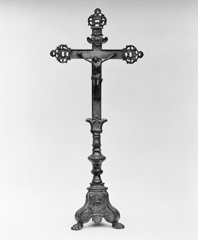 croix d'autel