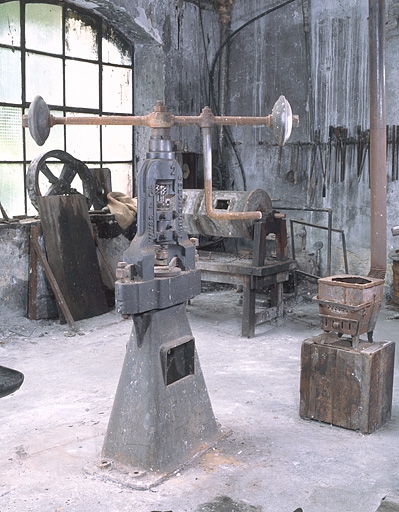 machine à marquer (presse à balancier)