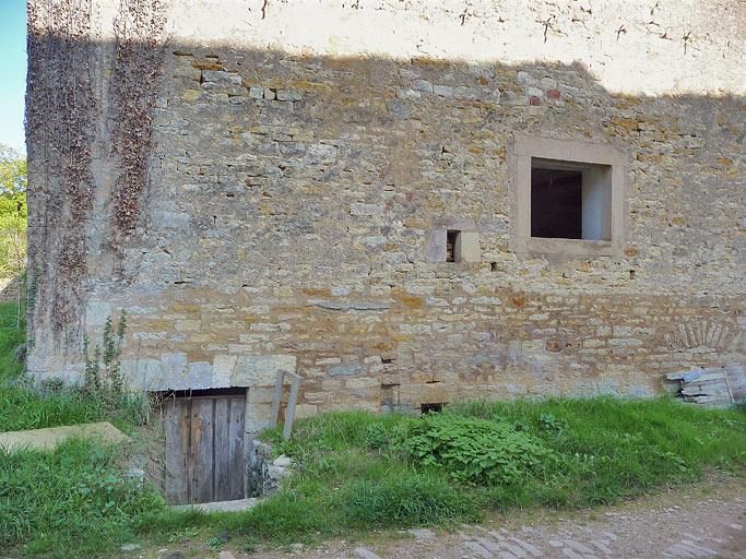 maladrerie Saint-Barthélemy, puis ferme dite la Maladrerie (à l'abandon)