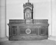 le mobilier de l'église paroissiale Saint-Désiré