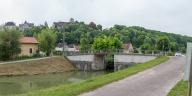 pont sur l'écluse 57, dite de Châtel-Censoir (canal du Nivernais)