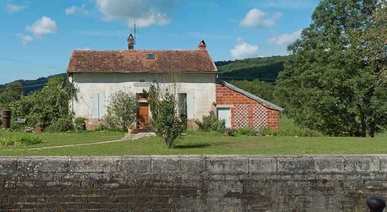 site de l'écluse 48 du versant Yonne, dite de Pouillenay 12ème (canal de Bourgogne)