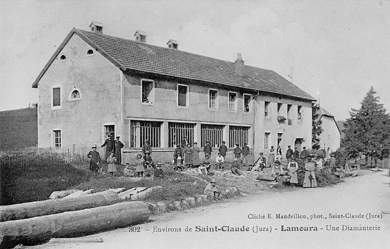 usine de taille de pierre pour la joaillerie et l'industrie dite diamanterie David et Grosgogeat