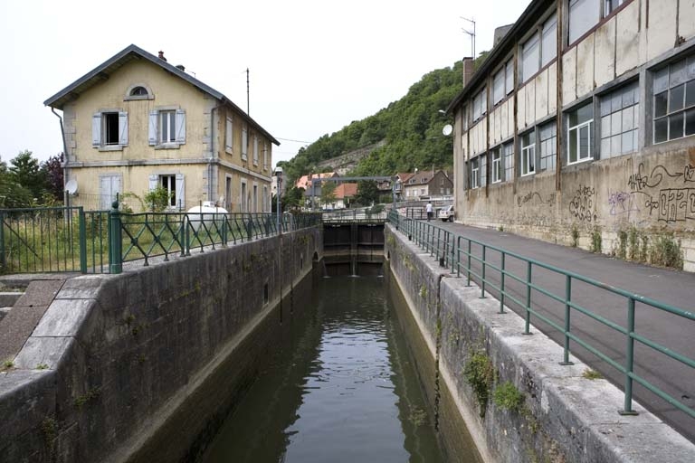 écluse n° 51 de Tarragnoz (canal du Rhône au Rhin)