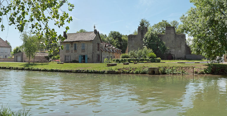 usine de chaux (activités liées au canal de Bourgogne)