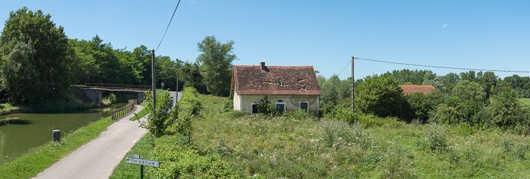 ancien site de l'écluse XXVII du versant Loire, dite du Paradis (canal du Centre)