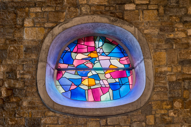 ensemble de seize verrières (baies 1 à 9 ; 11 ; 13 ; 101 ; 103 ; 105 ; 107 ; 109).