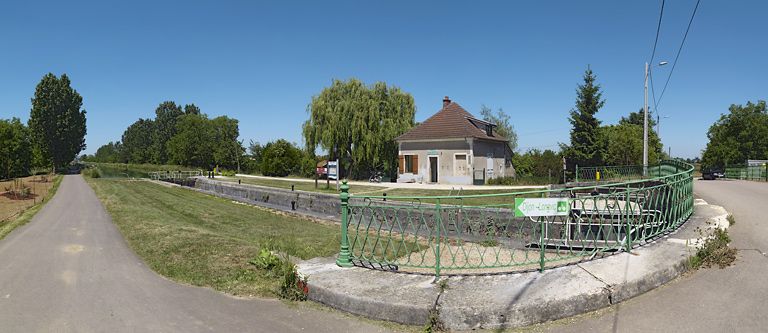 site de l'écluse 61 du versant Saône, dite de Grand Ouges (canal de Bourgogne)