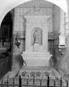 2 autels, 2 retables, 2 tabernacles (autels secondaires)