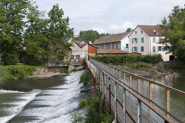 filature et tissage de coton Les Fils de Pierre-Louis Sahler dite filature des Neuf Moulins, puis Sahler Frères, puis Sahler, Berger, Courant et Cie, puis Berger-Sahler, puis société des Filatures et Tissages Japy, actuellement ateliers municipaux