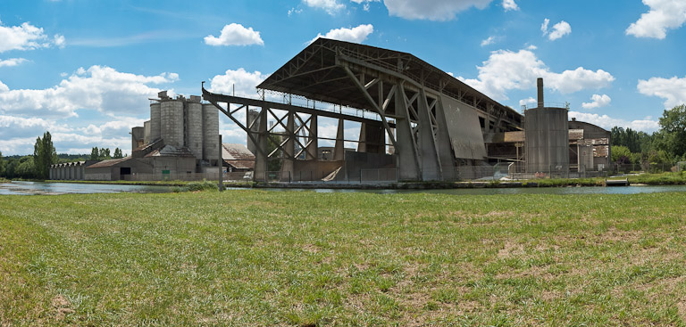 cimenterie Lafarge (activités liées au canal de Bourgogne)