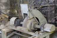 machine à meuler (meule à rogner)