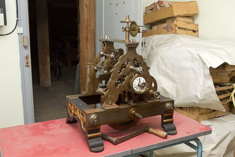 horloge d'édifice Prost Frères