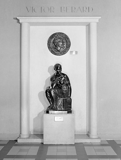 cénotaphe de Victor Bérard