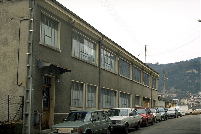 usine de taille de pierre pour la joaillerie et l'industrie dite diamanterie A. Waille et Cie