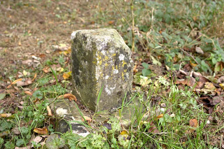 borne (canal de Bourgogne)