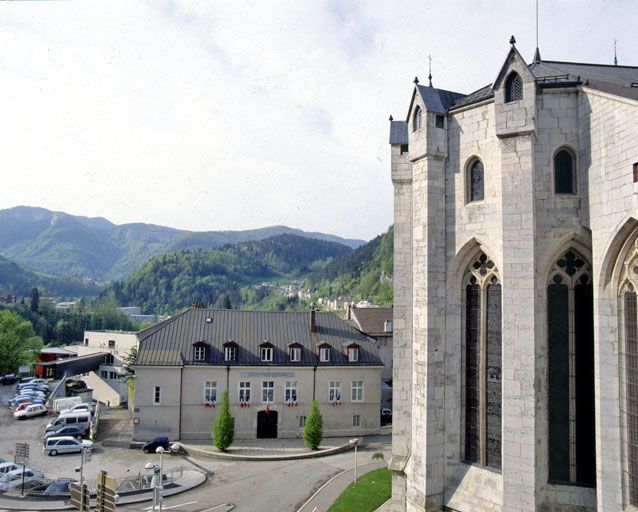 infirmerie et maison de l'infirmier de l'abbaye Saint-Oyend, devenue évêché puis sous-préfecture