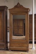 armoire à linge n° 26, armoire à glace