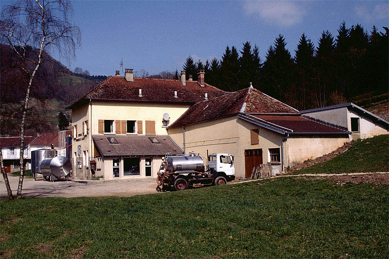 ferme, fromagerie dite centrale fromagère de Salins