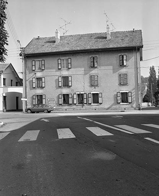 immeuble cadastré AN 233