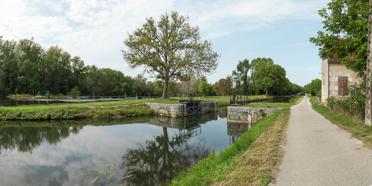 site de l'écluse 68 du versant Seine, écluse de garde, dite de Prégilbert (canal du Nivernais)