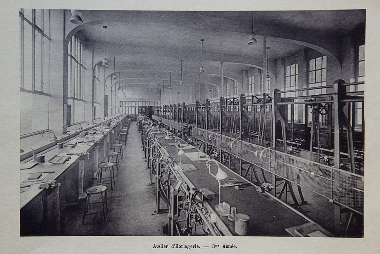 école professionnelle dite École nationale d'Horlogerie puis lycée polyvalent Jules Haag
