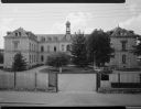 hôpital local