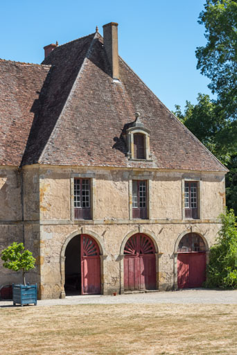 communs et théâtre de société